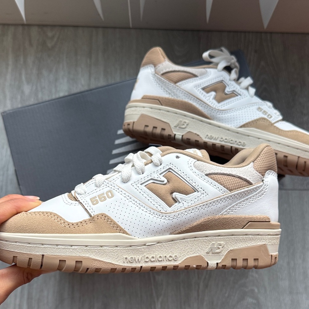 👟 New Balance 550 White and Beige sneakers  NEW 👟